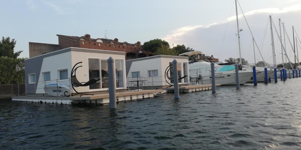 Marina Degli Estensi Floating Resort Llido Degli Estensi Extérieur photo