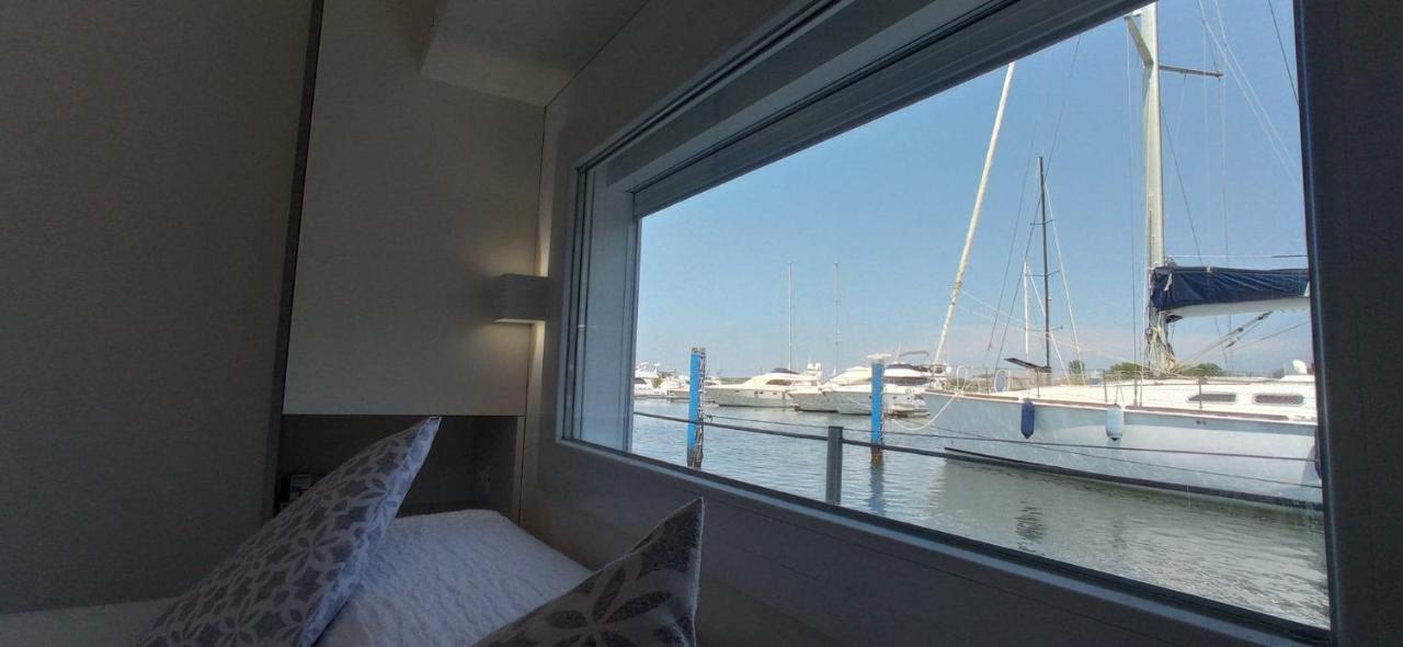 Marina Degli Estensi Floating Resort Llido Degli Estensi Extérieur photo